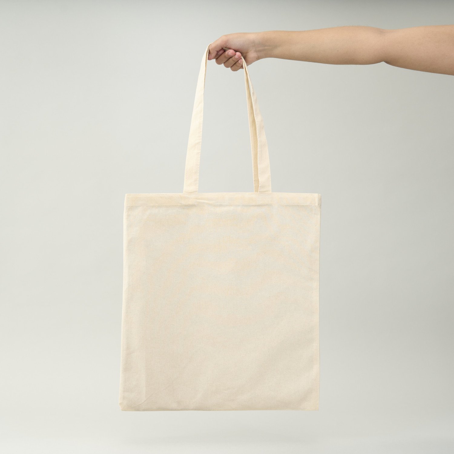 Bolsa Ecológica de Algodón 42x38 cm con Manilla Negra | Personalizable con Logo - Imagen 4